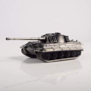 Miniature de char en métal bronze - Véhicule blindé moulé sous pression pour la <span class=keywords><strong>d</strong></span>écoration <span class=keywords><strong>d</strong></span>'étagère, de bureau ou de <span class=keywords><strong>voiture</strong></span> |   Ornement de collection de style industriel, cadeau - Product Image 2