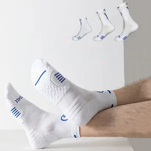 Vente en gros de chaussettes de sport rembourrées pour hommes, de course, de basket-ball, de cheville