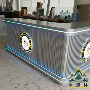 Meuble de présentation pour poupées tendance en vente chaude avec éclairage LED, conception de mobilier pour toute la boutique et fabricant sur mesure - Product Image 5