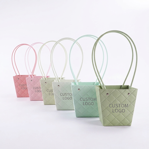 Sacs en papier kraft colorés imperméables style macaron à pois YZ, sacs pour arrangements floraux, sacs texturés pour cours de fleuristerie - Product Image 4