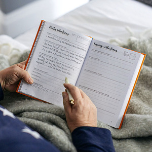 <span class=keywords><strong>Carnet</strong></span> <span class=keywords><strong>de</strong></span> gratitude guidé avec couverture personnalisée en papier, planificateur <span class=keywords><strong>de</strong></span> bien-être, cahiers d'affirmations quotidiennes et <span class=keywords><strong>de</strong></span> pleine conscience, vente en gros - Product Image 4