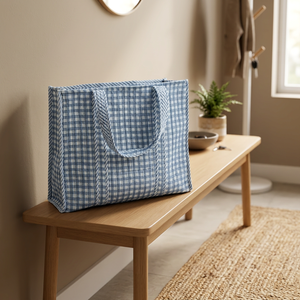 Bolsa de tela de algodón hecha a mano de alta calidad, grande, acolchada, hermosa, azul a cuadros, con diseño acolchado, abierta por encima, para compras. - Product Image 2