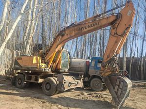 Excavadora HYUNDAI 210W-9 de 21 Toneladas, 90% Nueva, Original con EPA CE, Usada en Agricultura, Excavadora de 21 Toneladas, Excavadora HYUNDAI - Product Image 2