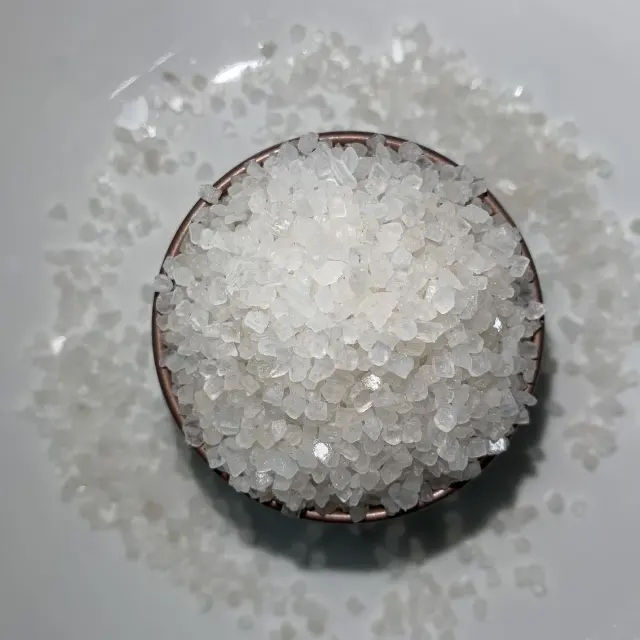 Fabrication crue de sel de mer de granule en cristal blanc 100% chlorure de sodium naturel 98% Min.in fcl industriel de CAS #7647