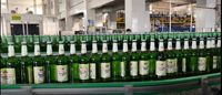 Adhésif polymère synthétique à base d'eau pour l'étiquetage des bouteilles de bière, emballage en fût de 20 kg, utilisation pour les boissons et l'emballage