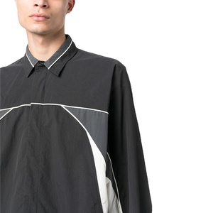 Veste de survêtement personnalisée de haute qualité en polyester et nylon avec fermeture éclair pour <span class=keywords><strong>le</strong></span> sport et pantalon de <span class=keywords><strong>parachute</strong></span> Survêtement surdimensionné pour hommes - Product Image 5