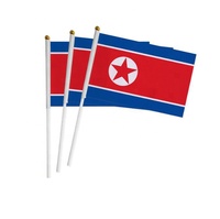 Petit mini-drapeau tenu dans la main à bas prix de l'Algérie Drapeau de bâton algérien Drapeaux nationaux de pays