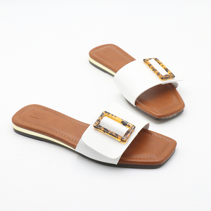 <span class=keywords><strong>Y</strong></span> 36-42 de talla grande para mujer, nuevas Chanclas de fondo plano, chanclas de moda de Cabeza Cuadrada - Product Image 3