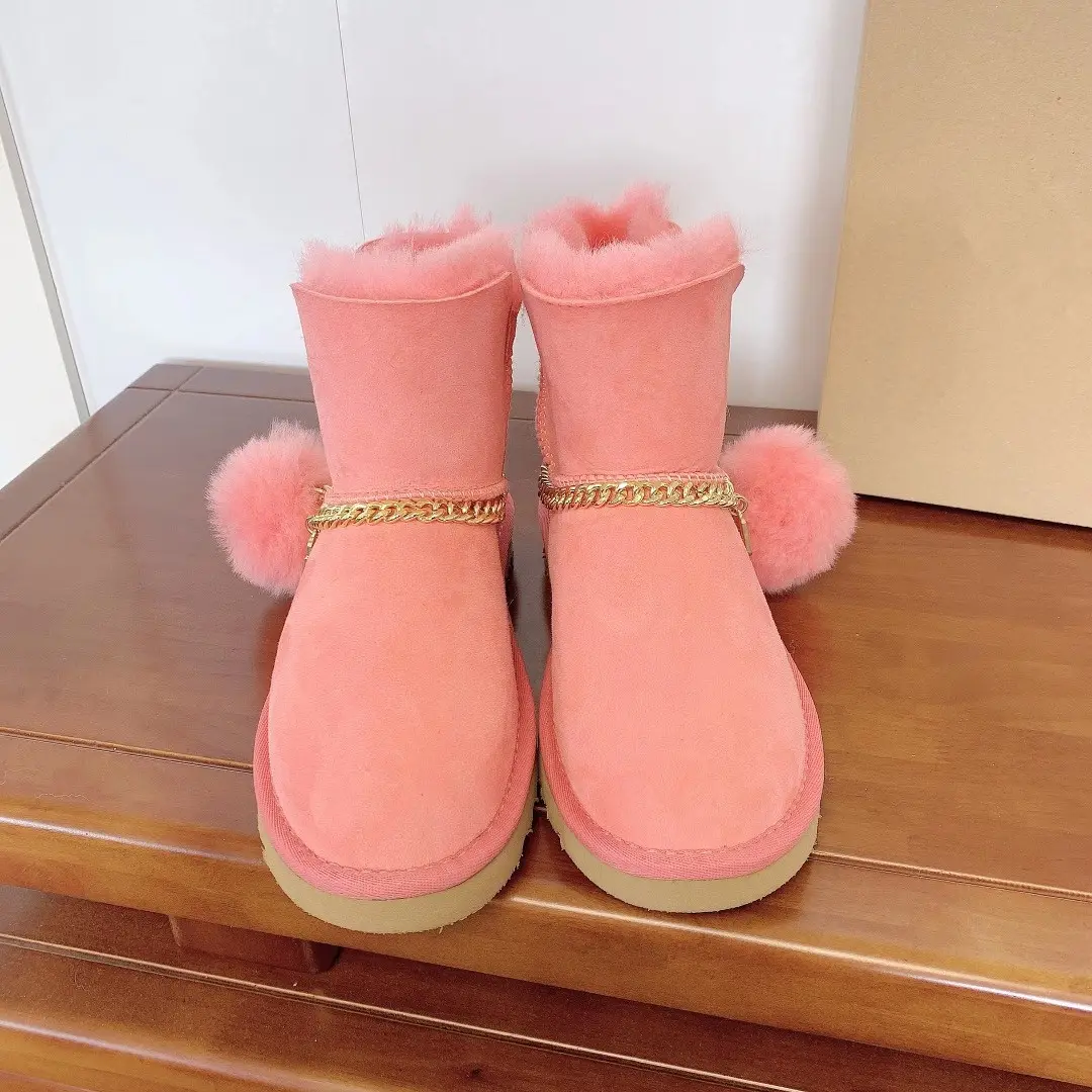 Bota de neve feminina personalizada, bota feminina de pele de ovelha genuína, sapatos clássicos de china com corrente, inverno 2023