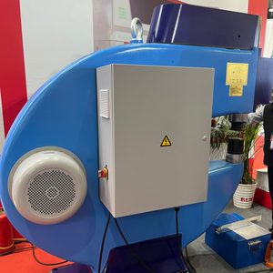 Machine de formage de tôle pour la fabrication aérospatiale et automobile portes et capots supportant - Product Image 4