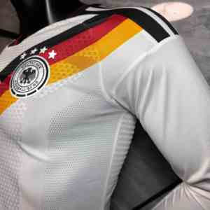 Maglia della Nazionale Tedesca 2026 Edizione Limitata Classica 100% Poliestere Traspirante ad Asciugatura Rapida - Product Image 1