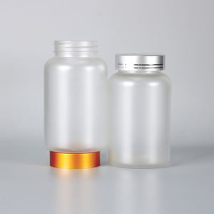 Botella de Plástico PET con Acabado Mate de 100ml, 130ml, 150ml, 200ml, Transparente con Tapa Dorada de Rosca para Envase de Cápsulas de Suplementos - Product Image 3