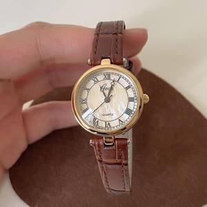 นาฬิกาสไตล์เรโทรสำหรับผู้หญิง ดีไซน์หรูหรา สวยงาม ระดับไฮเอนด์ แฟชั่นนักศึกษา นาฬิกาควอตซ์ กันน้ำ - Product Image 2