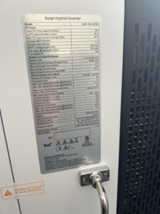 Onduleur hybride triphasé SUNPLUS 12KW 48V pour la sauvegarde de toute la maison - Product Image 3