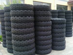 Neumáticos Agrícolas 9.00-16 9.00x16 900-16 900x16 10PR <span class=keywords><strong>para</strong></span> el Mercado Ruso al Mejor Precio - Product Image 2