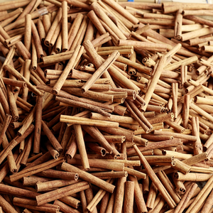 Pimienta de la India en Barra, Seca, Cruda, Grado Premium de Exportación, Especia Natural Entera para Distribución Internacional al por Mayor y al por Menor - Product Image 1