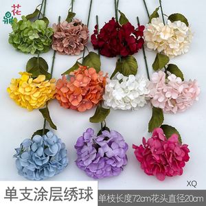 Fleurs d'hortensia en soie à tige unique, à cinq têtes, pour décorations de mariage et d'hôtel, style moderne fait main - Product Image 4