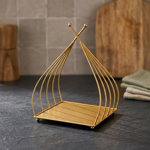 Support de bougie moderne nordique en fer doré géométrique, écologique, fait main, avec design en fil métallique pour la décoration de la maison - Product Image 1