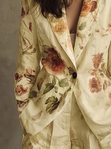 Blazer pour femmes avec col en V et boutons, style populaire automne/hiver, velours vintage, costumes professionnels floraux - Product Image 3