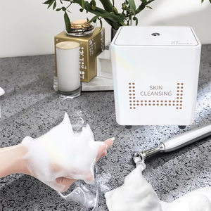 Bán buôn oxy máy bay phản lực nhỏ bong bóng phun mặt làm sạch sâu trẻ hóa da giàu Máy phát điện Bong Bóng tẩy tế bào chết bút cho Spa - Product Image 1