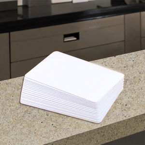 CR80 13.56MHz PVC RFID NFC carta d'identità a basso costo di personalizzazione stampa foto <span class=keywords><strong>per</strong></span> gli studenti dipendenti <span class=keywords><strong>patente</strong></span> di guida hotel impermeabili - Product Image 4