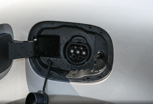 Changan Lumin Treasure Edition 2026, Mini Auto de Baja Velocidad, 205 km de Autonomía, Batería CATL, Beige, 3 Puertas, 4 Asientos - Product Image 5