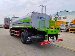 Camión Cisterna <span class=keywords><strong>de</strong></span> Agua Dongfeng <span class=keywords><strong>de</strong></span> 12 Metros Cúbicos, Vehículo Cisterna <span class=keywords><strong>de</strong></span> Agua Dongfeng <span class=keywords><strong>de</strong></span> 12000 Litros, Camión Cisterna <span class=keywords><strong>de</strong></span> Agua Dongfeng <span class=keywords><strong>de</strong></span> 12m³ - Product Image 6