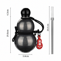 Bouteille d'eau en métal à isolation thermique en acier inoxydable 600ml SUS316 en forme de gourde chinoise Bouteilles de sport avec sangle de paille