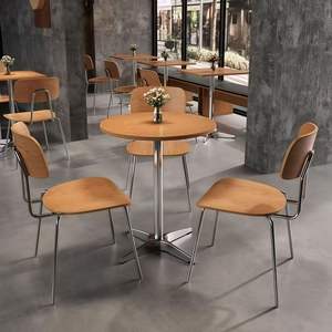 Juego de mesa y sillas cuadradas de estilo madera con estructura metálica para restaurante - Product Image 3