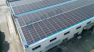 Système de carport solaire modulaire avec structure en acier intégrée - Product Image 3