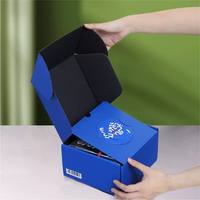 Boîte d'expédition en carton ondulé pliable, personnalisée en usine, recyclable, imprimée, en PPWR, pour vêtements