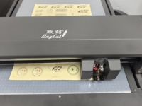 ANYCUT-ZKF3550 Máquina de troquelado de doble cabezal de 350x500mm con motor servo DC, tecnología de adsorción por vacío y pantalla táctil de 5.0 pulgadas de alta precisión