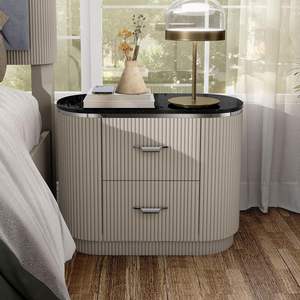 Mesita de Noche Moderna de 2 Cajones con Diseño de Cola de Golondrina Inglesa, Puerto USB y Patas con Acabado Dorado, Mueble para Dormitorio, Sala de Estar u Hotel - Product Image 2