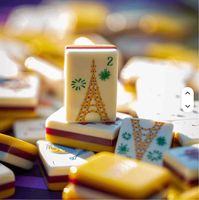 Jeu de Mahjong américain personnalisé à 4 couches, tapis en acrylique, ensemble de luxe, 160 tuiles, rayures vertes et bleues Empire State, boîte en carton