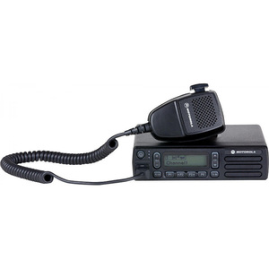 Walkie Talkie <span class=keywords><strong>Digital</strong></span> <span class=keywords><strong>Dem</strong></span> 300 50km Repetidor de rango Dm1400 para Estación Base DM1400 45W Transceptor de radio móvil XiR M3188 - Product Image 4