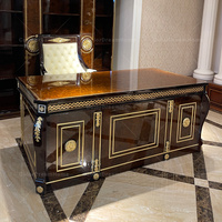 Vente en gros de meubles de bureau italiens classiques Ensemble de meubles de bureau à domicile anciens en bois massif sculpté Bureau de luxe du PDG