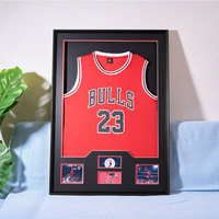 Cadre de présentation encadré pour maillot de football, maillot de basketball, collection commémorative d'autographes de stars de tennis de table, imprimé par peinture en spray