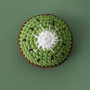 พวงกุญแจผลกีวีน่ารัก ทำจากไหมอะคริลิกนุ่ม ถักมือ ของตกแต่งกระเป๋าและพวงกุญแจขนาดเล็ก ตุ๊กตาถักมือขนาดจิ๋ว - Product Image 4