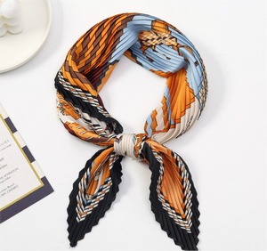 70 foulards carrés pour femmes <span class=keywords><strong>en</strong></span> <span class=keywords><strong>soie</strong></span> simulée noire à pois, vente <span class=keywords><strong>en</strong></span> gros - Product Image 2