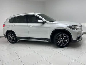 Exportación a Rusia de <span class=keywords><strong>BMW</strong></span> <span class=keywords><strong>X1</strong></span> 2019 Usado, <span class=keywords><strong>BMW</strong></span> <span class=keywords><strong>X1</strong></span> SDrive18Li Edición Premium 1.5T, Entrega Rápida en Venta - Product Image 4