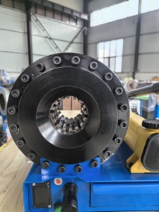 Machine à sertir les tuyaux hydrauliques manuelle, pour le formage des extrémités en acier inoxydable/aluminium/plastique, force de 150T - Product Image 6