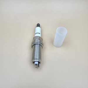 Bujías de Iridio para Auto <span class=keywords><strong>SK16R11</strong></span> SKJ20DR-M11/9807B-5615W SK20HR11/90919-01191, Bujías para Motor de Coche - Product Image 5