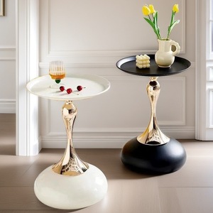<span class=keywords><strong>Table</strong></span> Basse Mobile Ronde en Métal Rétro Simple, Style Nordique, Portable, Luxe Moderne pour Salon et Chevet de <span class=keywords><strong>Chambre</strong></span> - Product Image 1