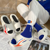 Erkekler için yaz Trendy kapalı/açık spor terlik çiftler için yastıklama ile kokuya dayanıklı kaymaz sandalet