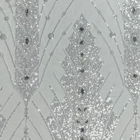 Rouleau de tissu en dentelle brodée perlée 100 % polyester brillant et élégant pour robe de soirée, couture, artisanat, matériel textile DIY, sac, 580 g/m²