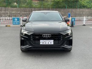 <span class=keywords><strong>Audi</strong></span> <span class=keywords><strong>Q8</strong></span> 2022 55 TFSI Luxury Sport Edition 5 porte 5 posti <span class=keywords><strong>SUV</strong></span> - Product Image 2