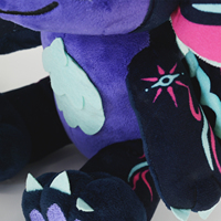 Peluche de dragon fantastique personnalisée OEM ODM, figurine en peluche de personnage original, jouet créature douce au design personnalisé pour collection ou cadeau