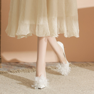 Escarpins de mariée en satin à bout pointu, talon aiguille, décoration florale, chaussures de soirée, chaussures habillées à talons hauts pour femmes - Product Image 3