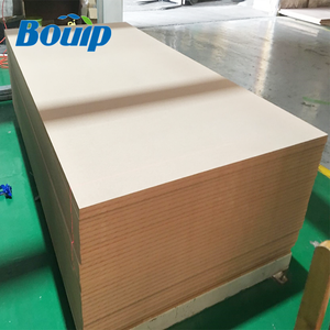 चीन निर्माता Carb P2 कच्चे <span class=keywords><strong>MDF</strong></span> 18mm 15mm 12mm 9mm मध्यम घनत्व Fiberboard - Product Image 5