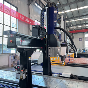 Système YOUHAO de haute qualité, banc de travail de 3000 mm pour le travail des profilés en PVC/UPVC/aluminium, contrôle CNC de haute précision, roulement, Chine - Product Image 6